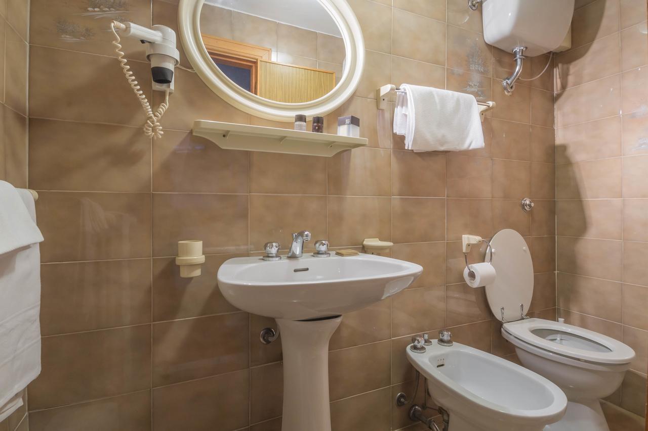 Hotel Alle Vecchie Arcate 佩斯卡塞罗利 外观 照片