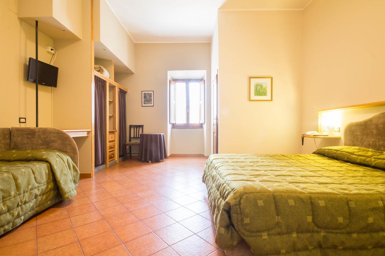 Hotel Alle Vecchie Arcate 佩斯卡塞罗利 外观 照片