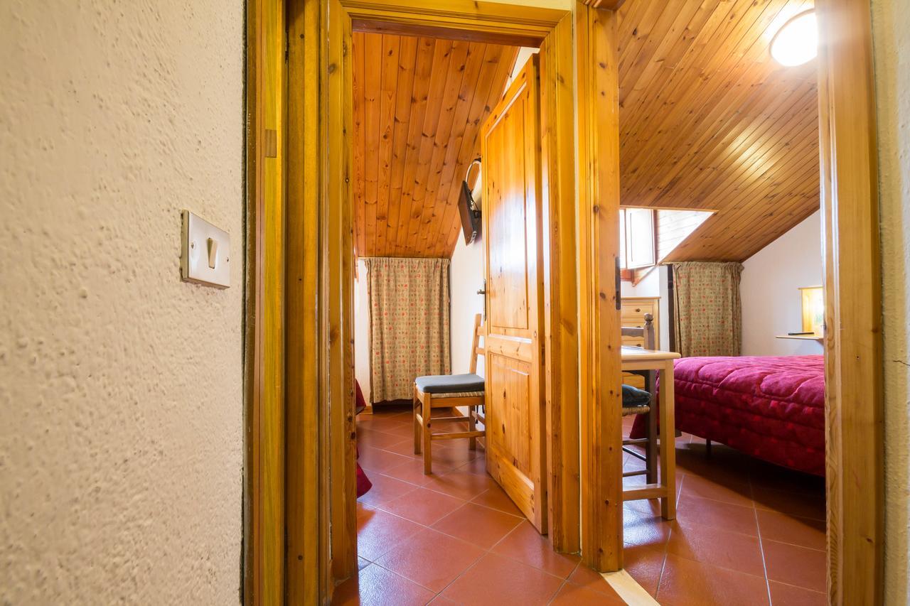 Hotel Alle Vecchie Arcate 佩斯卡塞罗利 外观 照片
