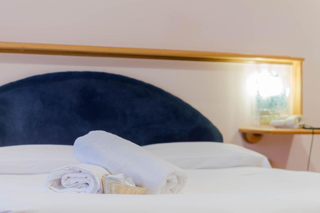 Hotel Alle Vecchie Arcate 佩斯卡塞罗利 外观 照片