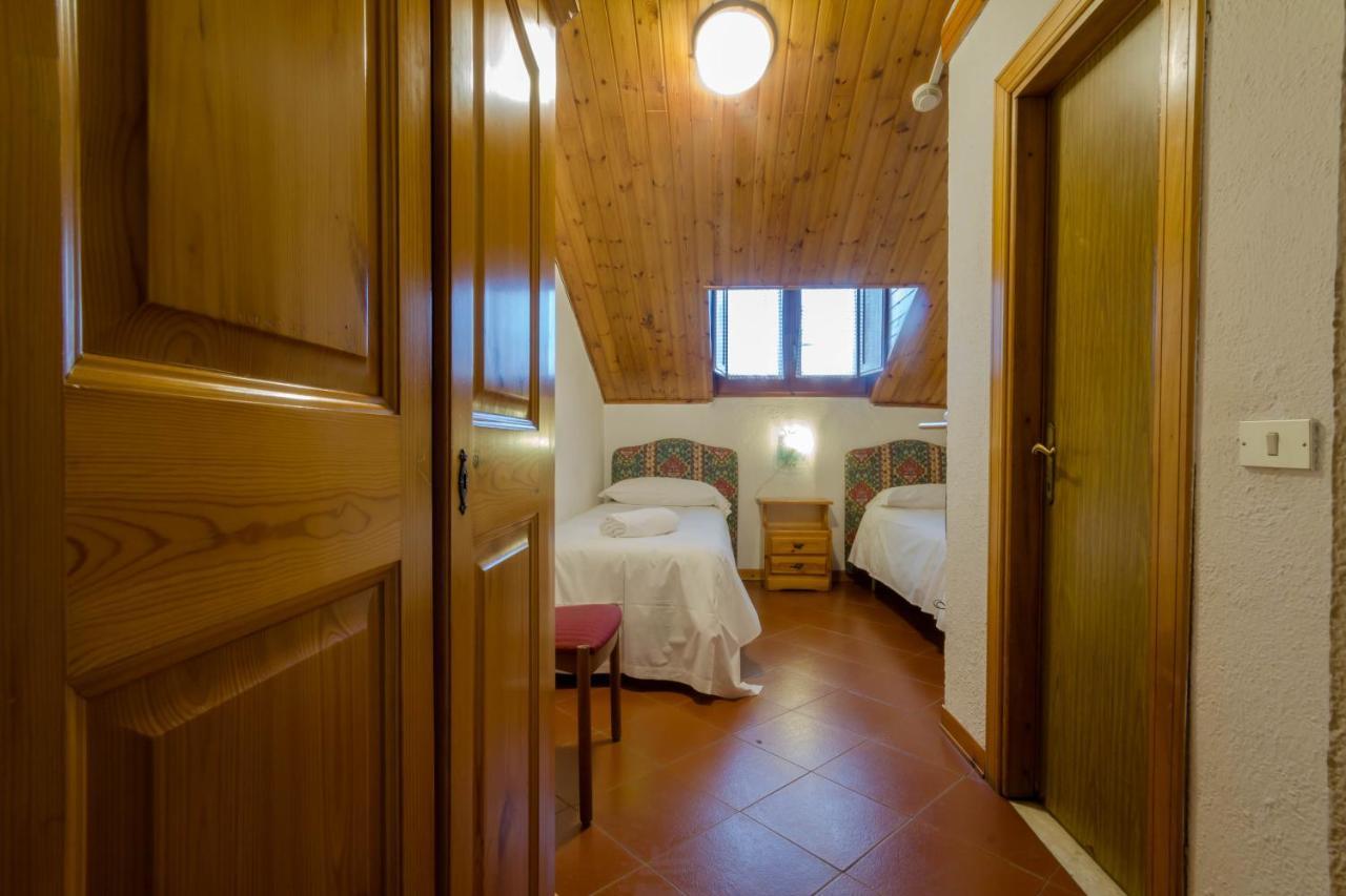 Hotel Alle Vecchie Arcate 佩斯卡塞罗利 外观 照片